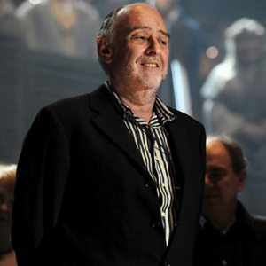 勋伯格：我选择与痛苦共存，让它成为创作灵感