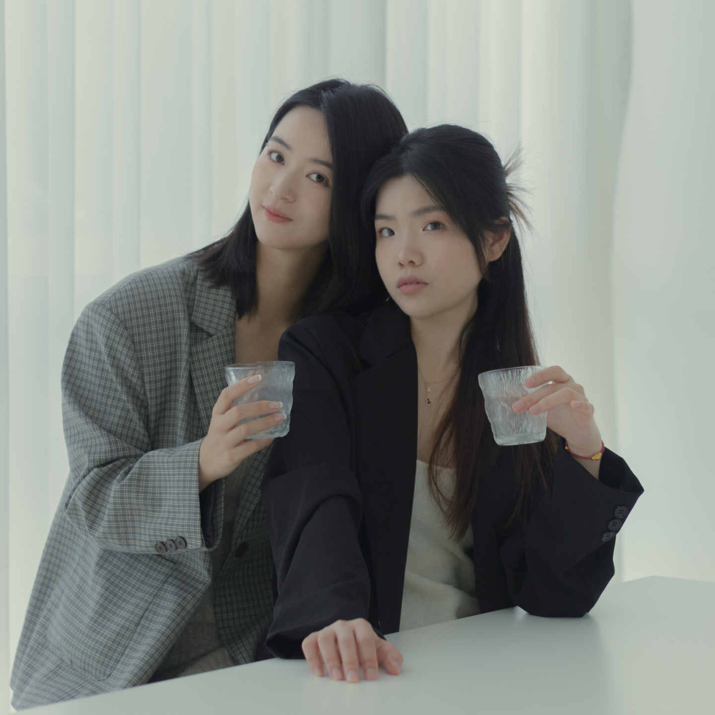 cover of episode 播客一周年幕后解密：全职工作+播客副业，我们竟坚持了一年！EP.44