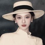 央月不是水中月