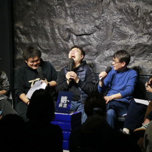 162.遇到前任太尴尬,暴雨落在屋檐下