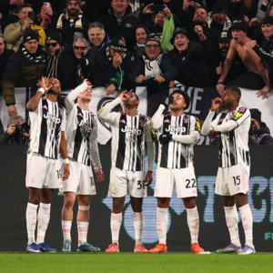 那不勒斯惨败，争冠变成保四？米兰狼口逃生，国米渔翁得利