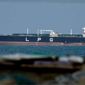 E907 中国船也不让过霍尔木兹海峡了？！