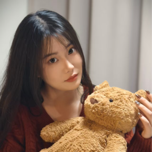 她们|方歆薇:摘下精英滤镜,走进律师的真实世界