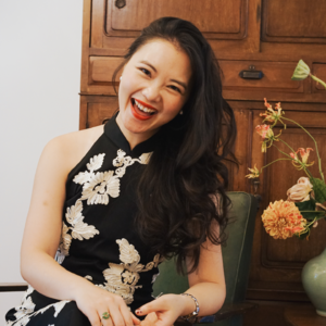 Amber｜愛笑不是天生的，乖乖女的叛變，如何信奉『自在』的PR哲學｜媒體關係顧問谈 feat. 四海為加蓓蓓