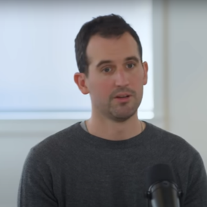 Anthropic的Tom Brown：AI扩展定律与算力之战