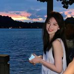 云舒盈袖
