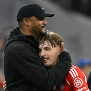 拜仁再度“仁”狠话不多突然续约孔帕尼,小将卡尔已成最大惊喜