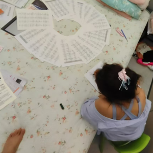 英语苦旅中写自己的大女主的剧本