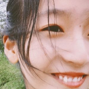 雨中的小饼