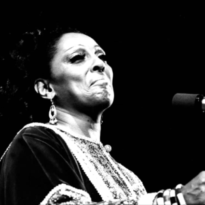 19220408 Carmen McRae 烟嗓未满，叹息成诗