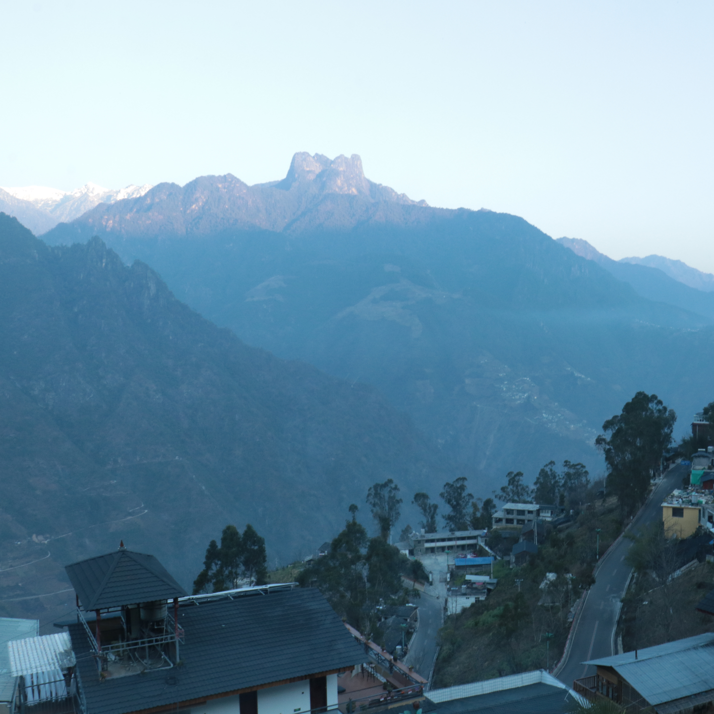 03｜云南旅行天花板？人神共居、中式梦核，沿怒江北上 episode artwork
