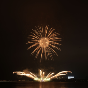 No.8 2024丨时光就变成了烟