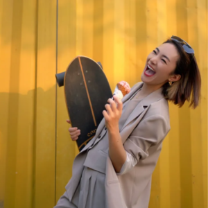 猛强:少年得志、婚姻失败、创业摔打,我的人生就是又猛又强