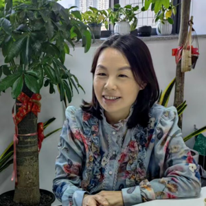 跨界大神黄志青:AI 是工具不是威胁,艺术、留学、新闻都值得深耕!