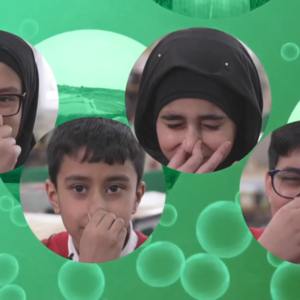 BBC Newsround｜臭味阻止孩子们在外面玩耍