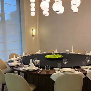 酒桌文化无痛指南：年轻人如何应对酒桌文化？南方拉子和北方直人聊东亚人情世故｜EP6