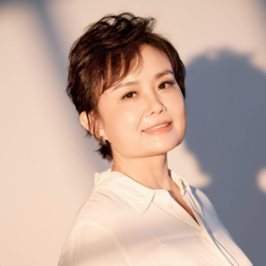 EP08 |「我就是有去到哪里都能成功的底气」：一位中年女性的“非常规”人生