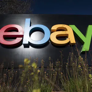 eBay的信任革命，从坏激光笔到二手经济旗手
