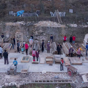 LT+佳浩：港大建筑师生，在村里盖房子