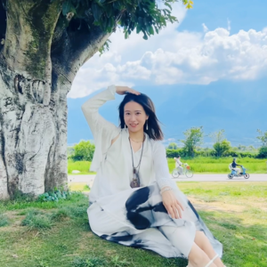 01. 32岁裸辞撕掉“好学生”试卷,拒绝标准答案:丢掉这3样东西,我终于松绑了