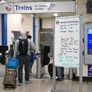 20250327 经济学人| Heathrow Power Failur 希思罗机场停电！| 外刊英语