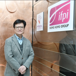 17.香港流行乐坛真正的幕后英雄,粤语流行音乐的鼻祖