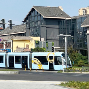 严重亏损、停运甚至拆除，有轨电车前期可行性研究为何失效？