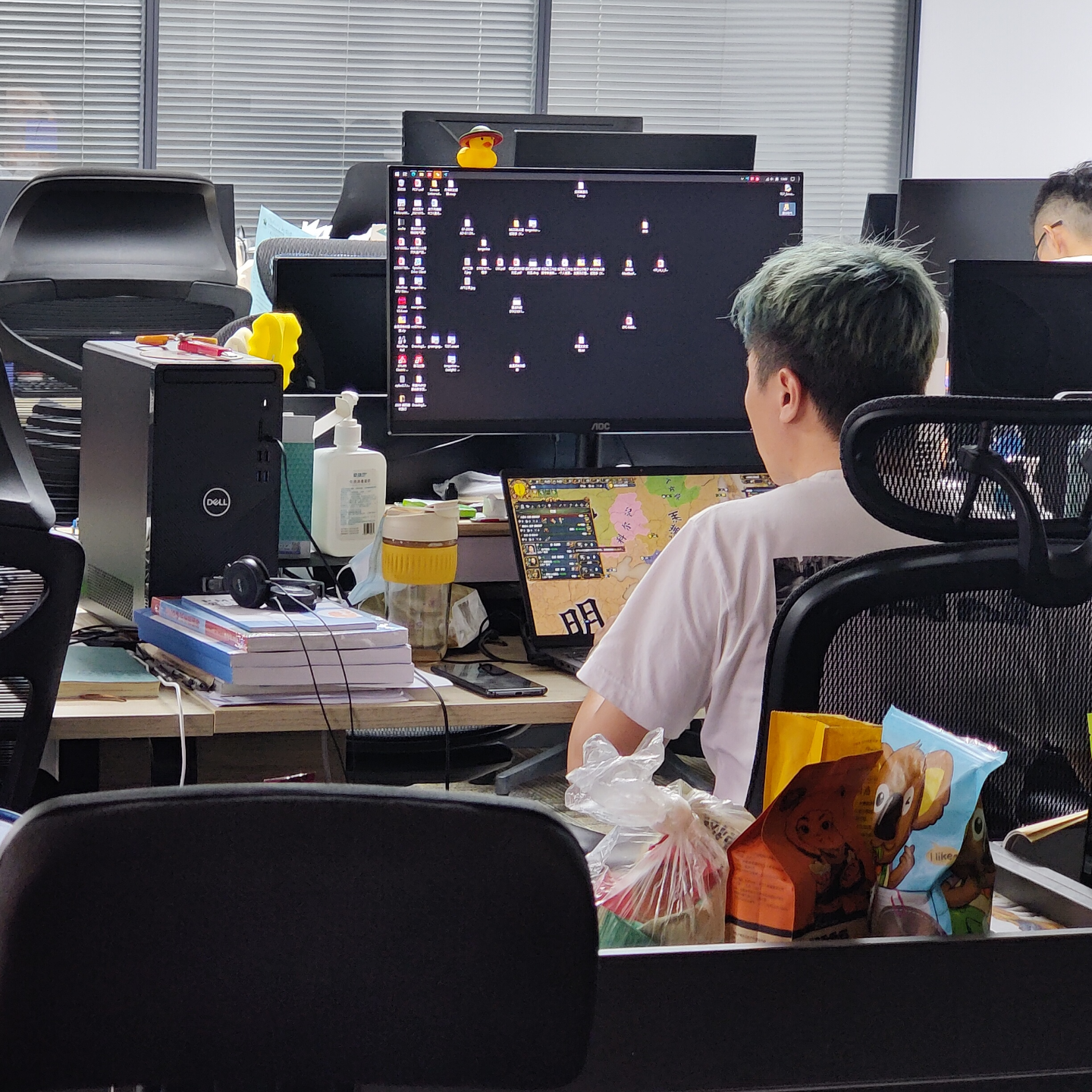 019. | 无爹味！斜杠中年男人，从东北到深圳的碰碰人生 episode artwork
