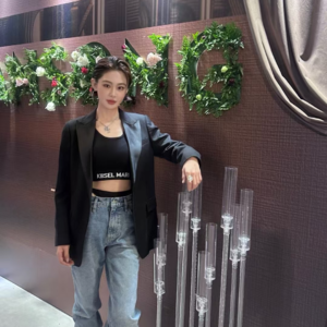 你的形象就是最高效的“社交名片”：我们到底为什么要在意脸？