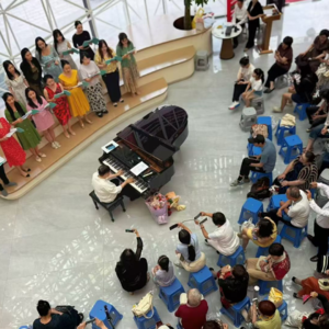 E205.从话剧社往事聊到当下音乐剧