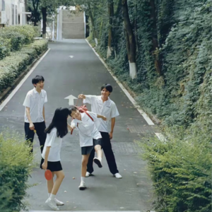 少年的我们华而且实