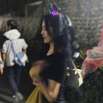 让小李一个人呆会儿-
