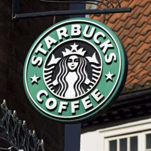 星巴克降价：咖啡巨头的市场策略与转型之路