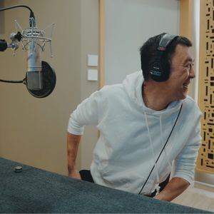 杨晨声音