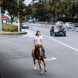 E50 我的第一桶金①|研究生捞金成“校内首富”，放弃创业只为博士毕业，被读书改变两次命运的深圳“淘金”故事