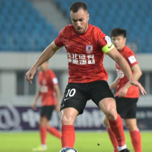 033 足球是男人的避风港？国足新援到位!