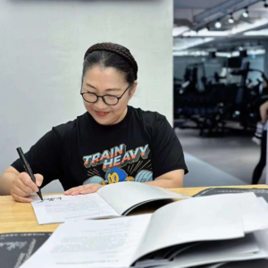 #51热点追踪「IFBB国际级健美裁判“纪妈”的一次闲谈」