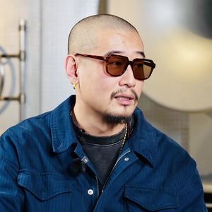 陈昊然:吹黑管的时候我用发蜡把爆炸头压成背头
