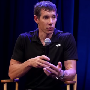 [Rich Roll x Alex Honnold] Taipei 101 Free Solo Recap