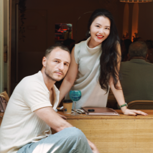 全英訪談｜穿梭各大時裝周，時尚製作人Ruslan——將各國文化符號織進秀場經緯