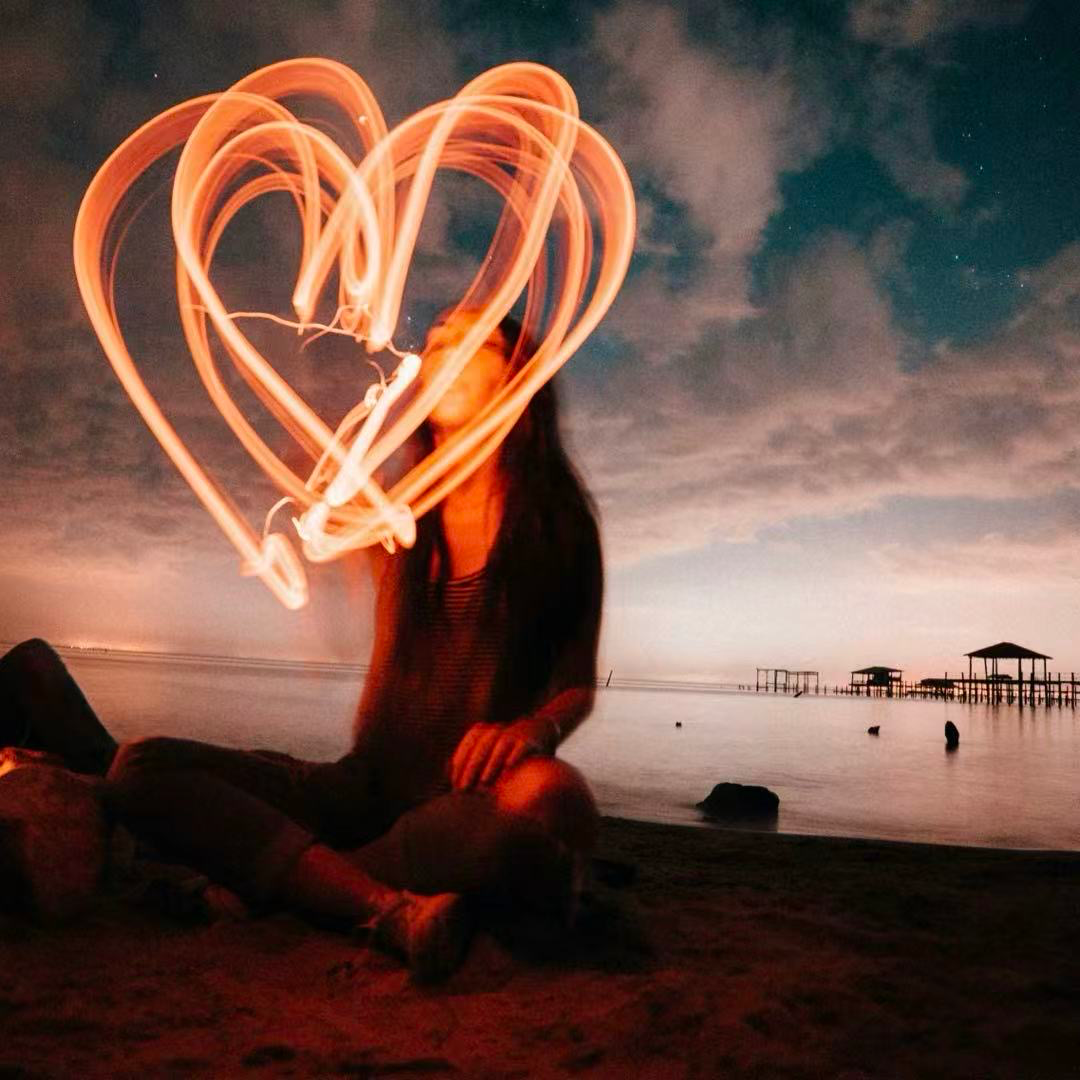 VOL.100 不再向父母交出自己的人生：血缘之外，我终于成为我自己