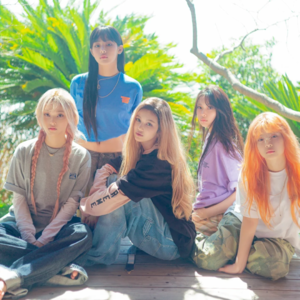 gd.【归宅部】NEWJEANS是和阿森纳一起淋雨