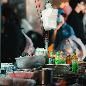 我与童年只隔着一碗阳春面