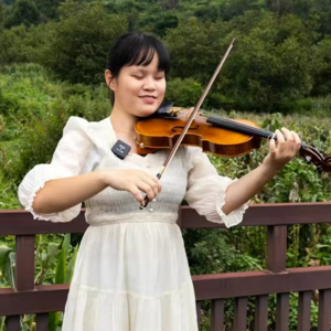 追寻光明：视障女孩关慧仪的音乐与科技之旅