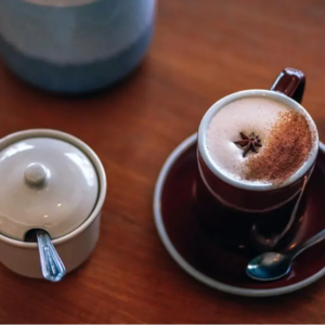茶咖连锁激战轻乳茶?霸王茶姬带领的轻乳茶会是方向?