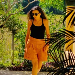 E63-42岁举家离大理迁清迈,重启人生是自由还是自欺?×依澜