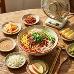 vol.19 夏日续命:一份走遍东南西北的冷面凉皮地图