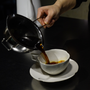 失控的真诚 LEO [一锅番外] LEO说一锅就是中国烘焙师的画像（我是想啊），像清明上河图，但是...