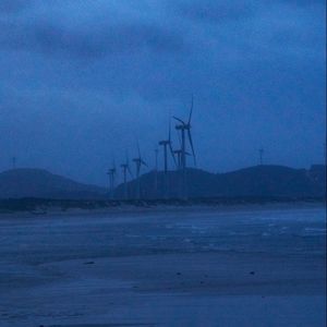 vol.12 | 《忧郁的热带》十九 首府那力客