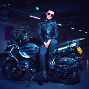 Ep.06 【成长纪事】游泳运动员、摩旅骑行、单亲妈妈,一名中学体育老师的多重宇宙。